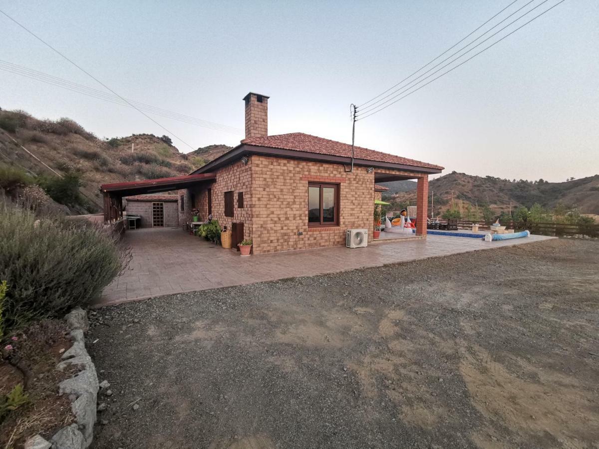 Kalamospito Holiday House Kalokhorio Extérieur photo